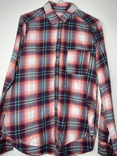 Load image into Gallery viewer, Scream Medium WILL BLEACH